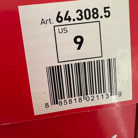 PUMA Women's Gray and Pink Athletic Shoes - Picture 4 of 4